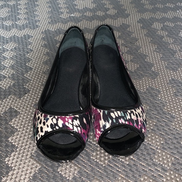 Nine West patterned flat - Picture 2 of 4